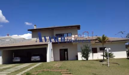 Cond. Portal da Colina - Amplo sobrado com piscina