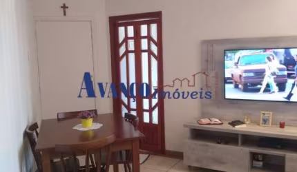 Edifício Residencial Vila Arens - Apartamento com armários e andar alto