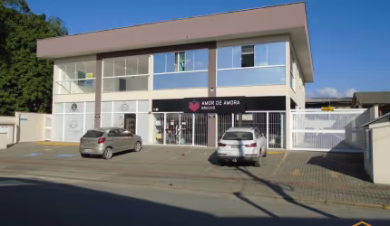 Sala comercial com 69m² - piso superior / frente, Vila Nova