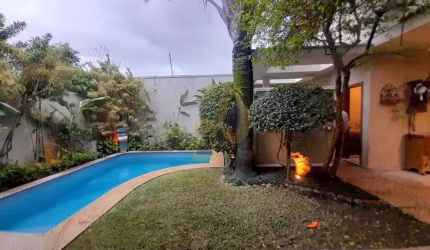 Casa à Venda em Vila Inah, São Paulo