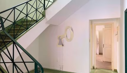 CASA EM PINHEIROS