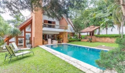 Casa de Luxo à Venda no Morumbi, SP