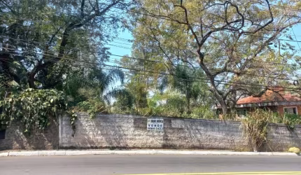 TERRENO PRÓXIMO AO COLÉGIO PIO XII EM DECLIVE