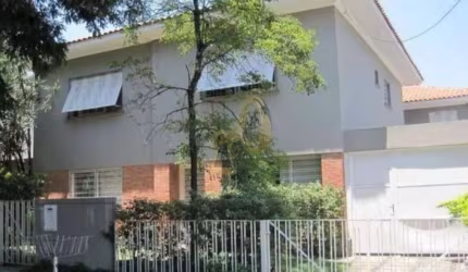 Casa à venda em Pacaembu, São Paulo