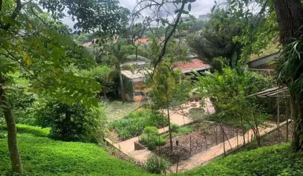 CASA A VENDA NO JARDIM LEONOR