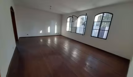 Casa Comercial para Aluguel no Butantã - SP