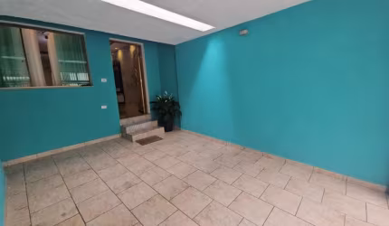 Linda casa com 3 suites e uma vaga de garagem