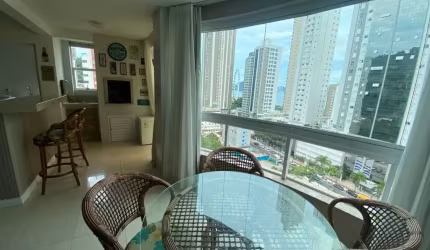 Lindo apartamento finamente mobiliado e decorado no Pioneiros à 500 mas da praia central  de Balneário Camboriú