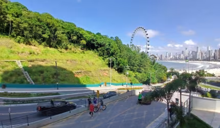 Lindo Loft com 1 vaga privativa com vista permanente da praia de Balneário Camboriú -SC