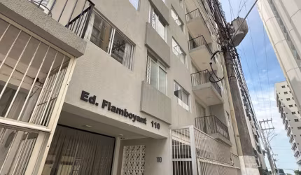 Lindo apartamento próximo à praia central de Balneário Camboriú-SC