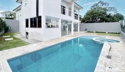 Casa com 3 dormitórios à venda, 270 m² por R$ 1.380.000,00 - Santa Adélia - Vargem Grande Paulista/SP