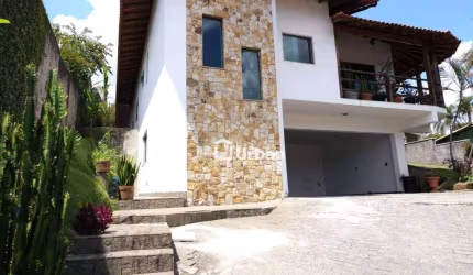 Casa com 3 dormitórios à venda, 236 m² por R$ 1.290.000,00 - Vila Santa Terezinha - Cotia/SP