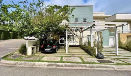 Casa com 3 dormitórios à venda, 100 m² por R$ 760.000,00 - Quebec Ville - Cotia/SP