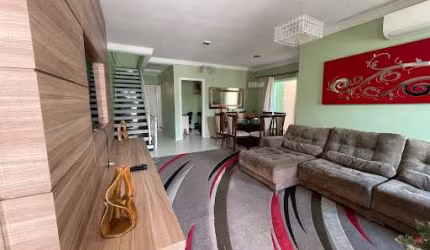 Casa com 3 dormitórios à venda, 277 m² por R$ 1.100.000,00 - Cidade São Francisco - São Paulo/SP
