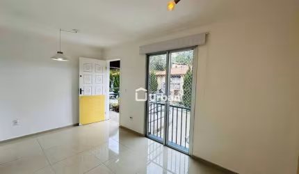 Casa com 2 quartos para alugar, 50 m² por R$ 6.000/mês