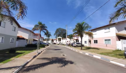 Casa com 2 dormitórios para alugar, 55 m² por R$ 2.300,00/mês - Chácara Rincão - Cotia/SP