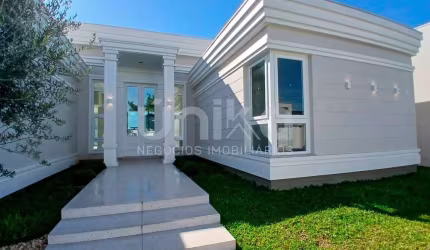 Casa com 3 quartos à venda na Rua Portugal, 1, Caverazinho, Araranguá por R$ 2.090.000