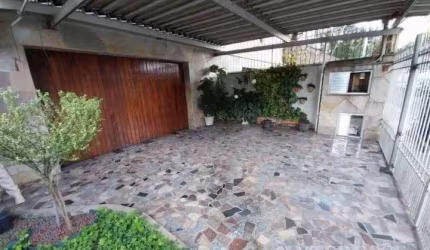 Sobrado 166m² com 2 dormitórios, 3 banheiros e 4 vagas, 710.000 no Mandaqui