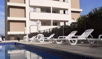 Apartamento 67m² com 3 dormitórios sendo 1 suíte com armários 2 vagas cobertas no Horto Florestal