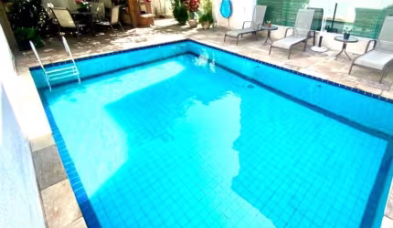 Casa em condomínio fechado com 4 quartos à venda no Horto Florestal, São Paulo  por R$ 2.500.000