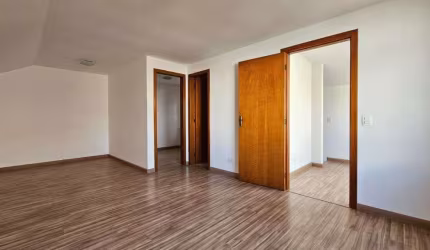 Sobrado com 3 dormitórios à venda, 120 m² por R$ 440.000 - Bairro Alto - Curitiba/PR