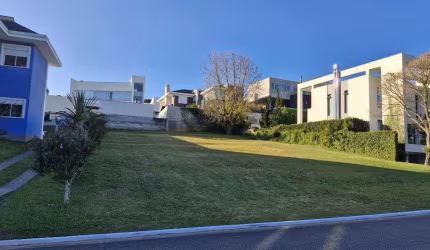 Terreno à venda, 738 m² por R$ 1.800.000,00 - Alphaville Graciosa - Pinhais/PR