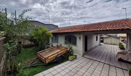 Casa com 5 dormitórios à venda, 225 m² por R$ 660.000,00 - Atuba - Curitiba/PR