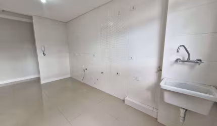 Apartamento com 3 dormitórios para alugar, 70 m² por R$ 2.200/mês - Uberaba - Curitiba/PR