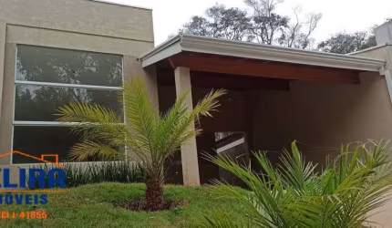 Casa contemporânea a venda em associação de moradores.