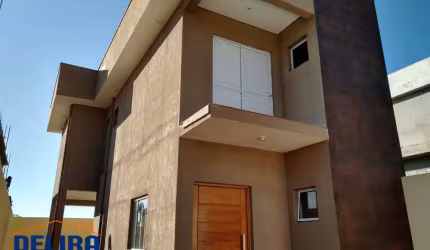 Linda casa à venda em Terra Preta, aceita financiamento bancário.
