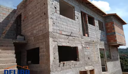 Imóvel à venda em terra preta, em construção!