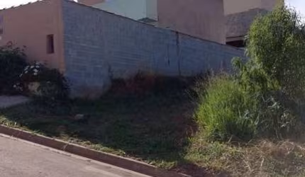 Excelente Terreno à venda em bairro planejado em Terra Preta