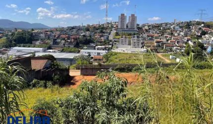 Terreno a venda com ótima localização e apto para financiamento.