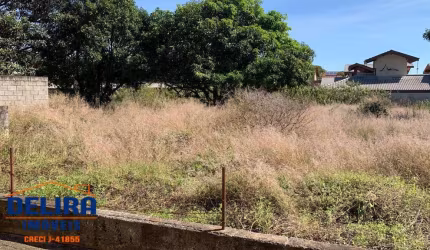 lotes à venda em Atibaia de 500 m² plaino no Jardim dos Pinheiros.