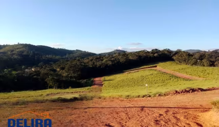 Terreno residencial a venda em condomínio fechado Nazaré Paulista/SP.