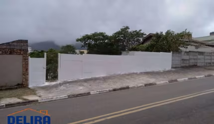 Terreno à Venda em Atibaia: Rua Asfaltada para Construir seu Lar
