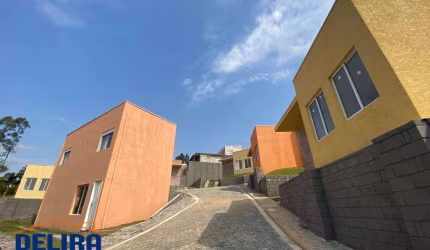 Encante-se com Esta Maravilhosa Casa em Condomínio Fechado em Atibaia