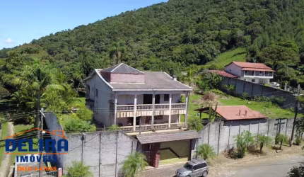 Chácara Espaçosa com Vista para a Represa, escriturada