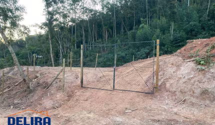 Terreno à Venda em Mairiporã - Escriturado e Pronto para Construção