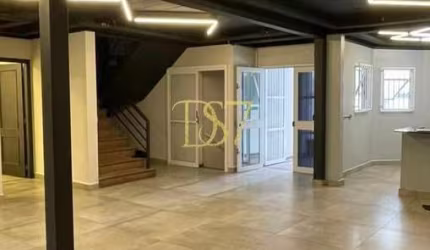 Prédio comercial, com dois andares e subsolo com 6 vagas - SÃO CAETANO DO SUL.