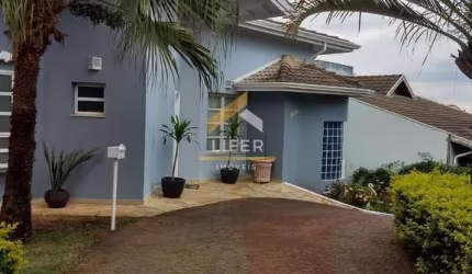 Casa em condomínio fechado com 3 quartos à venda na Avenida Luís Basseto, 36, Colinas dos Álamos, Valinhos, 480 m2 por R$ 1.600.000