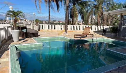 Casa com 3 quartos à venda na Rua Herminio Gobato, 95, Vila Moletta, Valinhos, 273 m2 por R$ 1.400.000