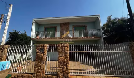 Casa com 3 quartos à venda na Rua Arnaldo Irineu Checchia, 156, Parque da Figueira, Campinas, 285 m2 por R$ 750.000