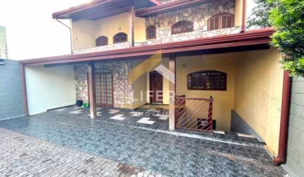 Casa com 2 quartos à venda na Rua Clodomiro Ferreira Camargo, 575, Jardim Chapadão, Campinas, 256 m2 por R$ 830.000