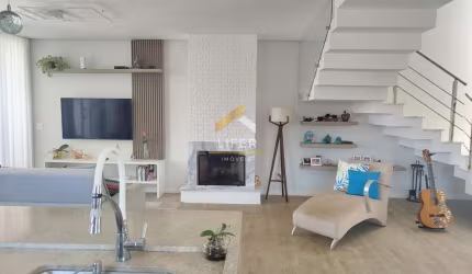 Casa com 4 quartos à venda na Pedro Roncoletta, 876, Parque Residencial Nove de Julho, Jundiaí, 250 m2 por R$ 2.600.000