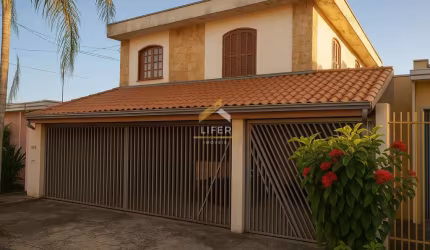 Casa com 3 quartos à venda na Raymundo Luciano da Silva, 456, Jardim das Palmeiras, Sumaré, 284 m2 por R$ 800.000