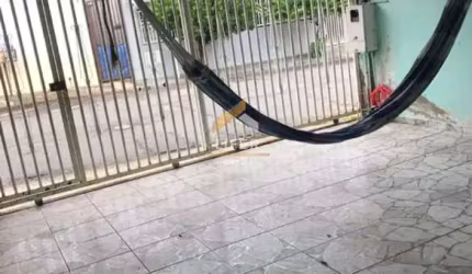 Casa com 3 quartos à venda na Rua José Athanazio Bueno, 450, Jardim Santana, Hortolândia, 139 m2 por R$ 372.500