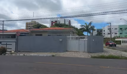 EXCELENTE CASA NO JD CIDADE UNIVERSITÁRIA
