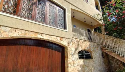 Casa com 6 dormitórios à venda, 368 m² por R$ 2.000.000,00 - Jardim Santa Mena - Guarulhos/SP