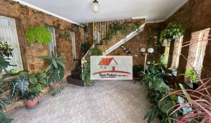 Sobrado com 2 dormitórios à venda, 264 m² por R$ 625.400,00 - Picanço - Guarulhos/SP